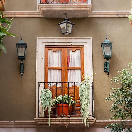 Hotel Rincon De Josefa Пацкуаро Экстерьер фото