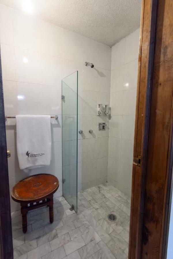 Hotel Rincon De Josefa Пацкуаро Экстерьер фото