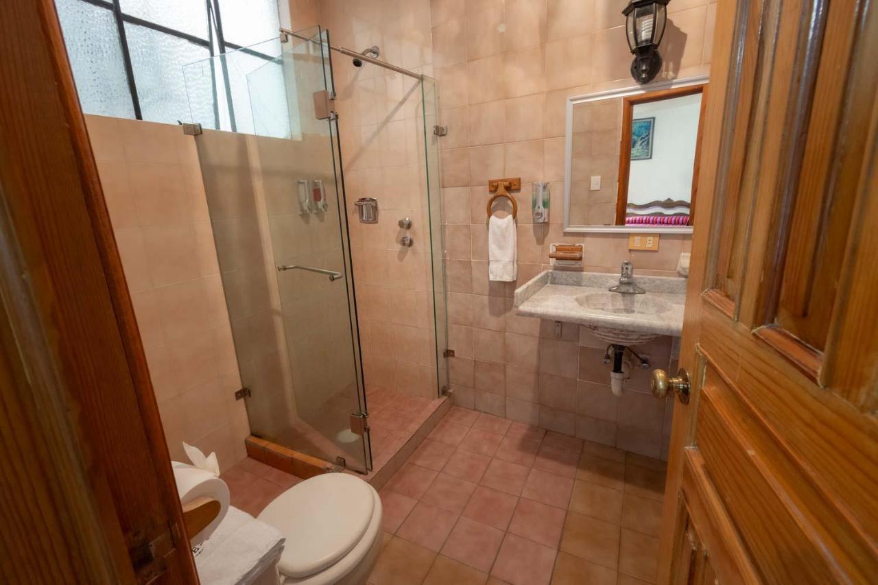Hotel Rincon De Josefa Пацкуаро Экстерьер фото