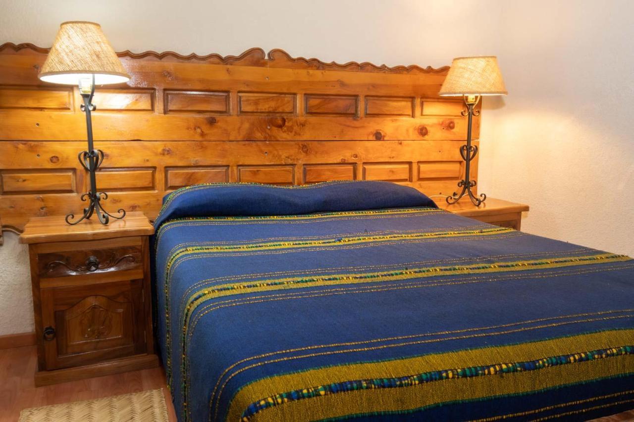 Hotel Rincon De Josefa Пацкуаро Экстерьер фото